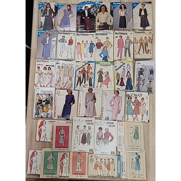 Unbranded Other - Lot of‎ 31 Sewing Patterns Kwik Sew,Simplicity,McCalls, Butterick,See&Sew, +More